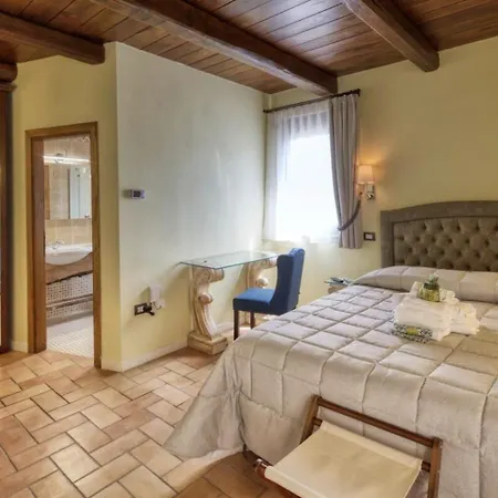 Farm stay Borgo Incantato Spoleto Pompagnano