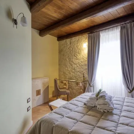 Borgo Incantato Spoleto Farma Pompagnano