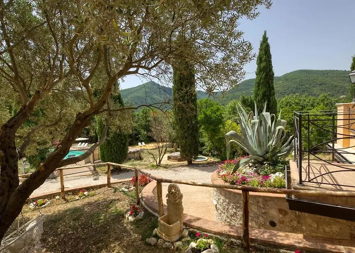 Borgo Incantato Spoleto * Pompagnano