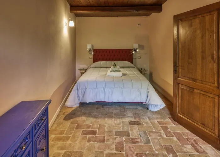 Borgo Incantato Spoleto Alloggio per agriturismo Pompagnano