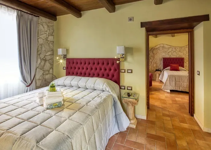 Borgo Incantato Spoleto Alloggio per agriturismo Pompagnano