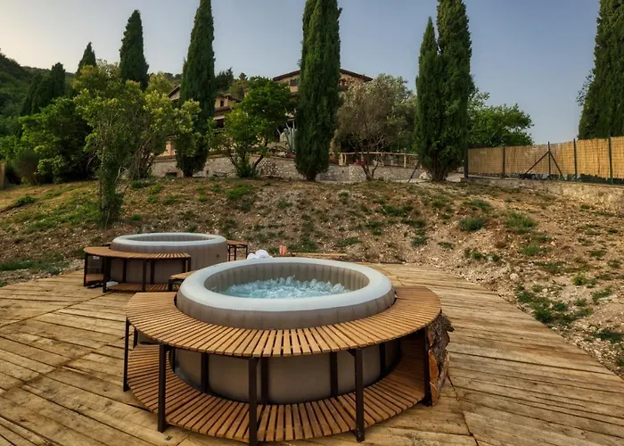 Borgo Incantato Spoleto Alloggio per agriturismo *