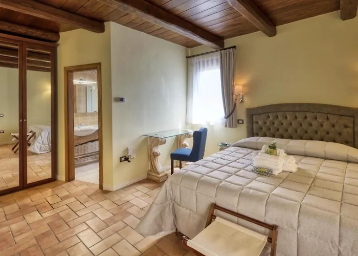 Alloggio per agriturismo Borgo Incantato Spoleto Pompagnano